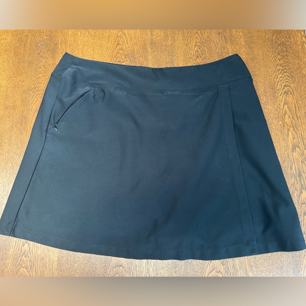 L.L.Bean Pull-On Black Tennis Mini Skirt w/ Skort. Go from tennis to shopping!